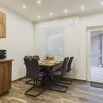 Dalma-2 By Interhome Lägenhet